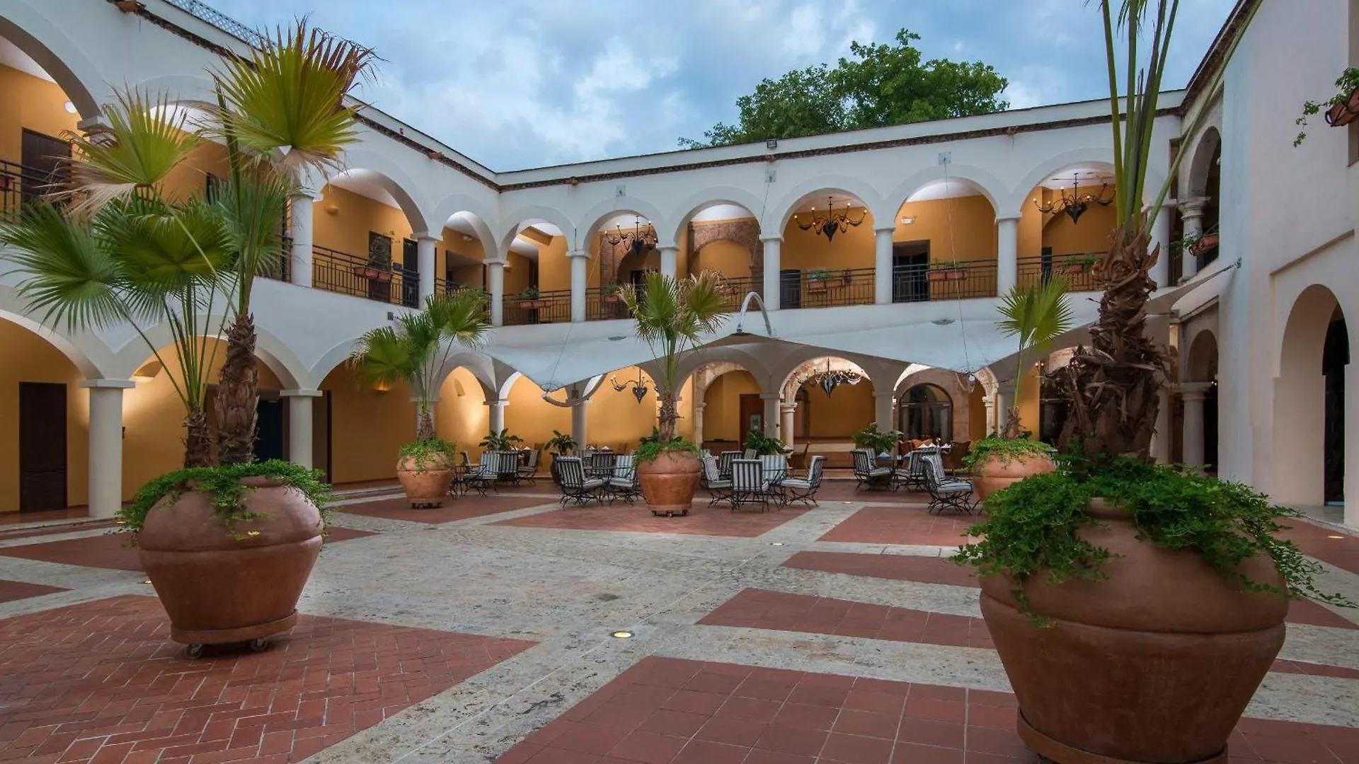 Hodelpa Nicolás de Ovando Santo Domingo